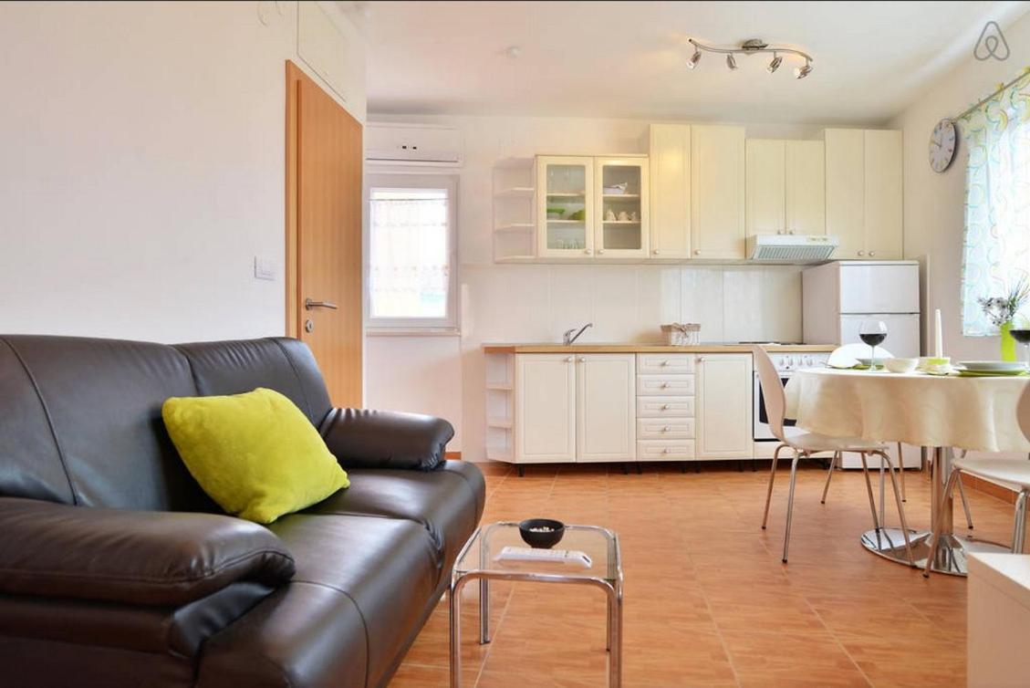 Apartment House สปลิท ภายนอก รูปภาพ