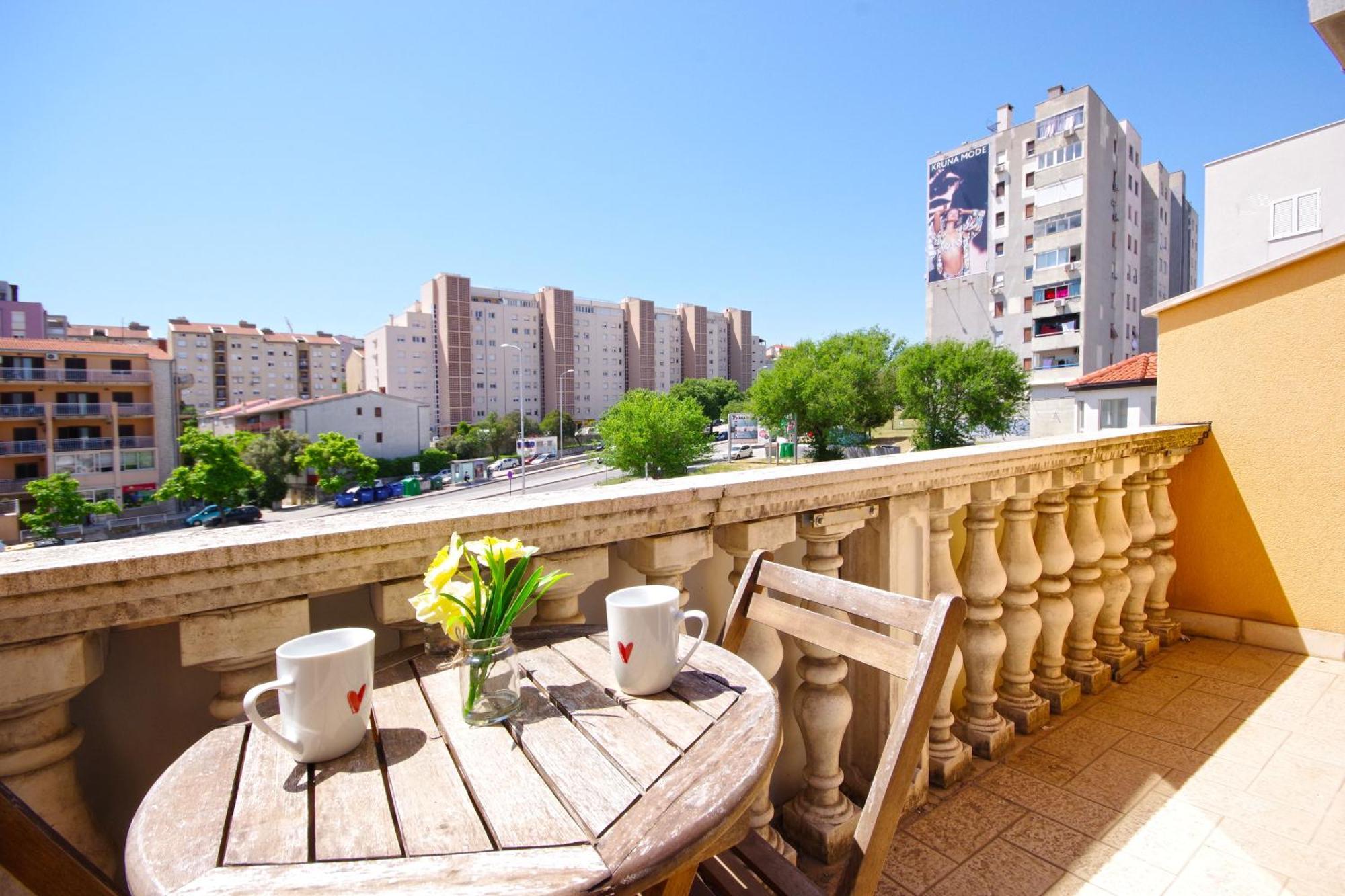 Apartment House สปลิท ภายนอก รูปภาพ